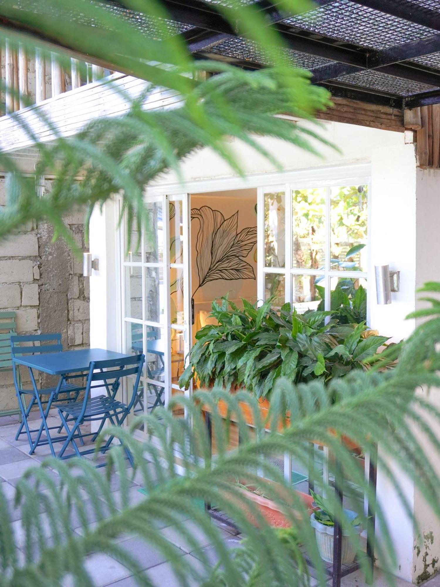 Urban Oasis Resort, Tarlac Zewnętrze zdjęcie