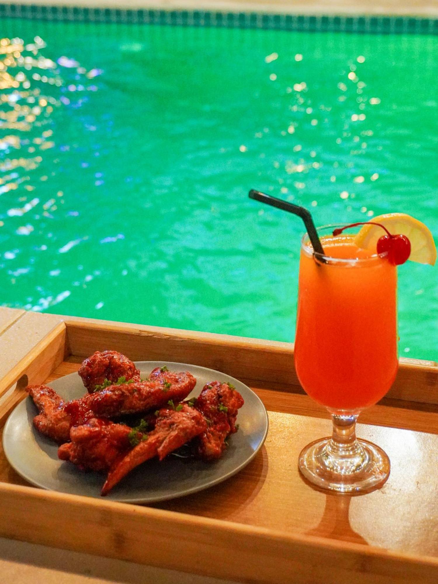 Urban Oasis Resort, Tarlac Zewnętrze zdjęcie