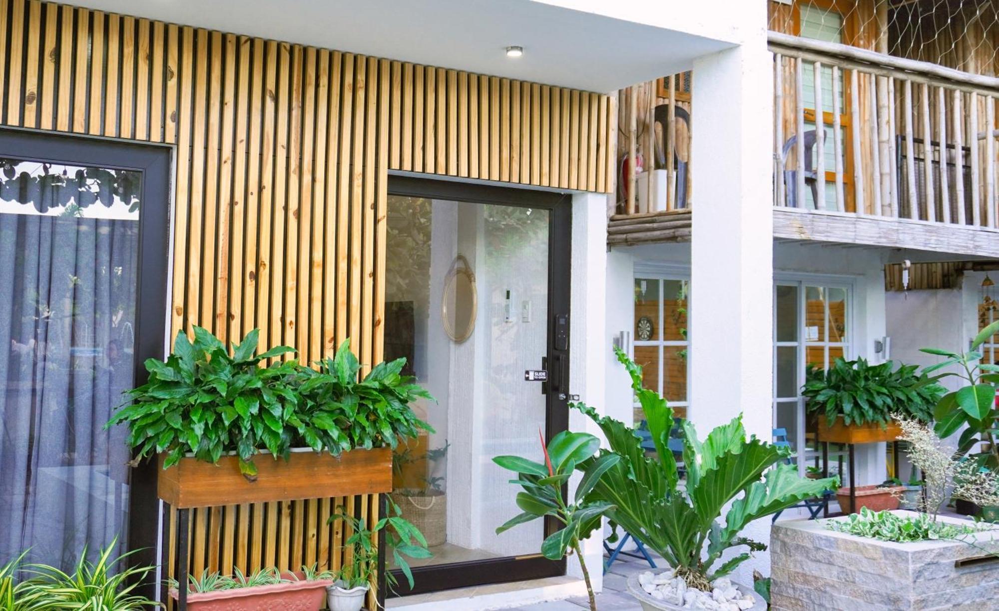 Urban Oasis Resort, Tarlac Zewnętrze zdjęcie